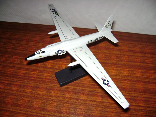 Airfix 1/72 Lockheed U2B (04028) 1110220710231272518936648