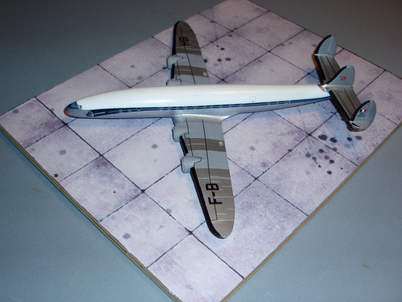 [Concours Liners] [REVELL] LOCKHEED L.1049G SUPER CONSTELLATION 1/144ème  - Page 3 111213095400856639175439