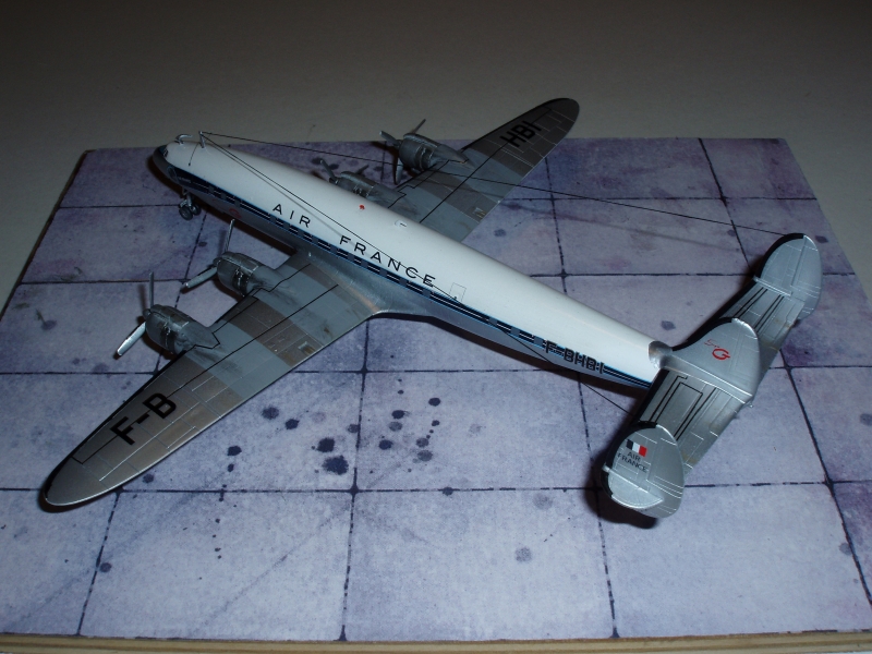 [Concours Liners] [REVELL] LOCKHEED L.1049G SUPER CONSTELLATION 1/144ème  - Page 4 111219040027856639197722