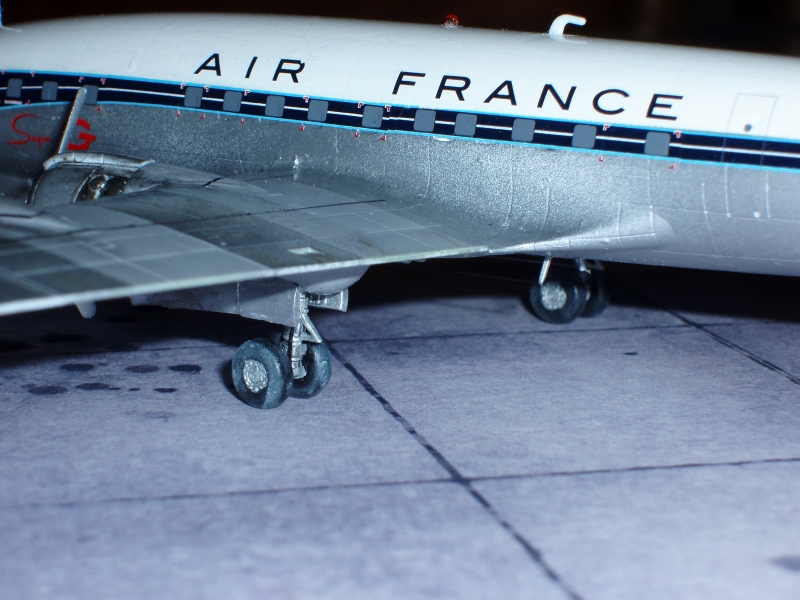 [Concours Liners] [REVELL] LOCKHEED L.1049G SUPER CONSTELLATION 1/144ème  - Page 4 111219040447856639197738