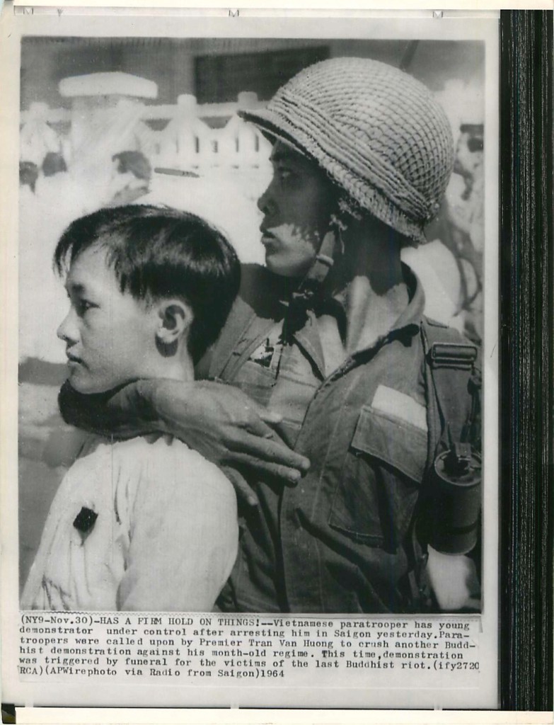Les Images de la Guerre du Vietnam - Page 2 111219043459352309197877