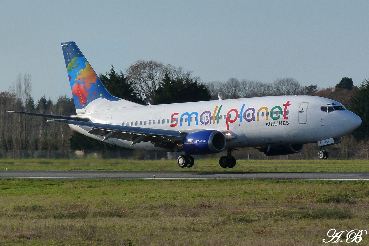 [26/12/2011] Boeing 737-300 (LY-FLH] Small Planet Airlines 1112261056501373939222790