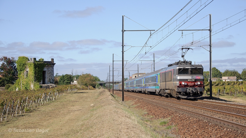 Photos et vidéos de la ligne Bordeaux - Toulouse - Narbonne - Sète (2007-2013) - Page 26 111230111552923529234963