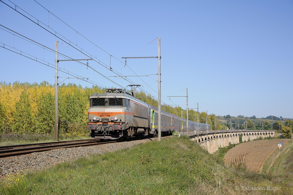 Photos et vidéos de la ligne Bordeaux - Toulouse - Narbonne - Sète (2007-2013) - Page 26 111230111755923529234969