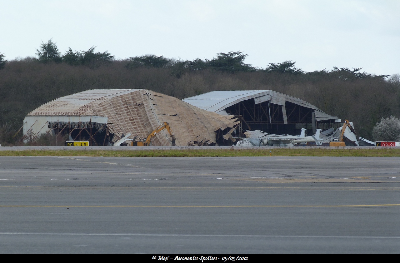 [05/03/2012] Destruction des Hangars Demi-Tonneau... 1203050823111438369538472
