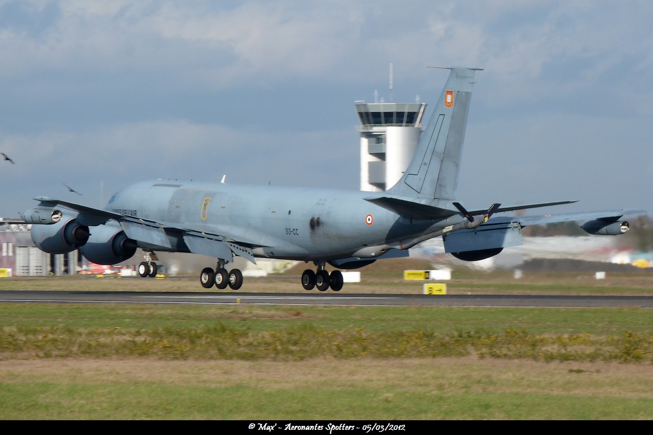 [05/03/2012] C-135FR (472/93-CC) en Tour De Piste....   1203050823121438369538478
