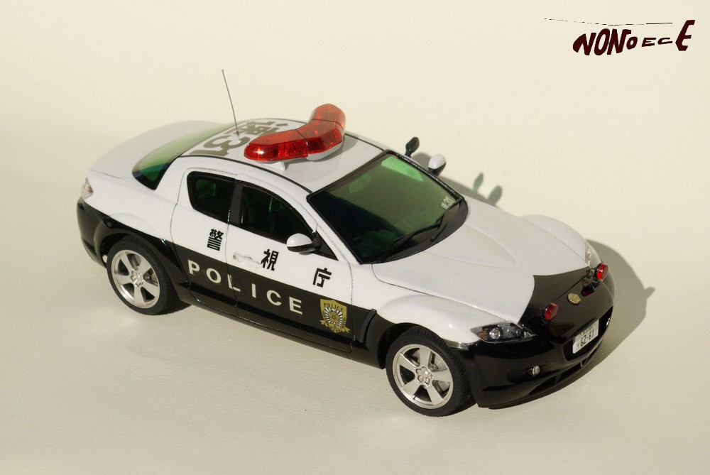 Mazda RX-8 Police Japan AUTOart 1:18 - édition Limitée 6000 Pièces - Neuve