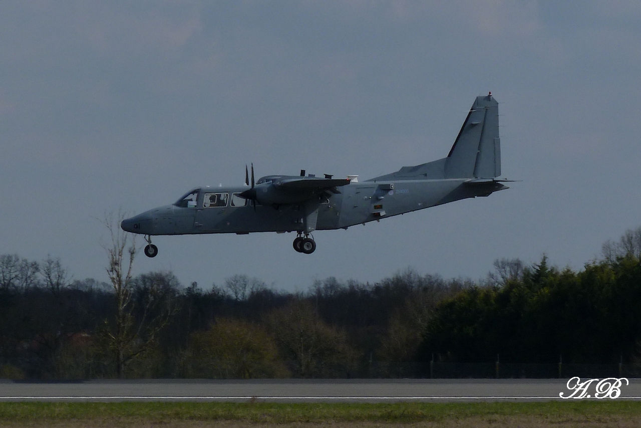 [19/03/2012] Britten-Norman BN-2T-4S (ZH001 & ZH998) Army Air Corps  Norman  1203190911011438369604221