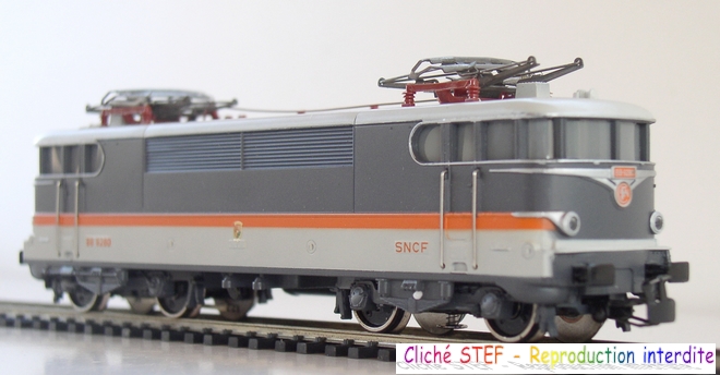 Locomotive électrique BB 9240 / 9200 JACQUEMIN - ROCO 63541 - Pantographe REE - Occasion