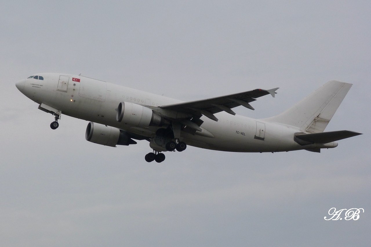 [21/03/2012] Airbus A310-300F (TC-VEL) Kuzu Cargo 1203281233361438369639207