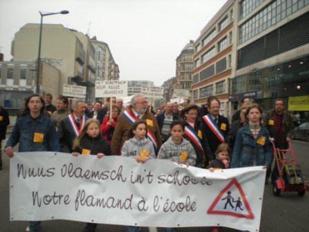 Zaterdag 31 maart 2012 : gemeenschappelijke manifestatie in Rijsel voor de erkenning van het Vlaams en het Picardisch 1203311037111419619656051