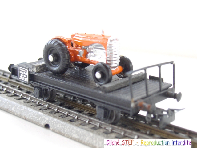 VB 2 ess semi maquette tracteur orange P1011172