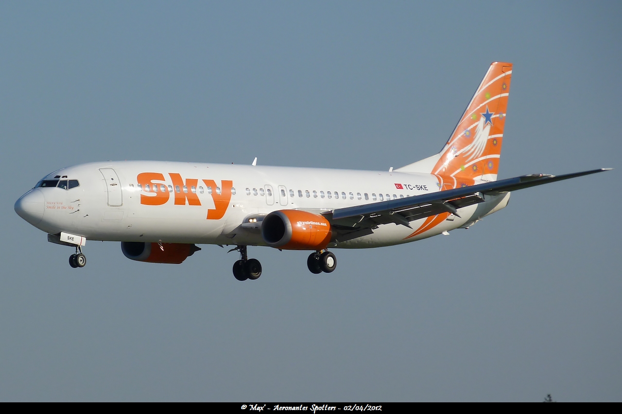Spotting du 02/04/2012 : B738 Luxair (LX-LGT) & "Sky Power" day... (TC-SKN + TC-SKE) 1204041206491474949670408