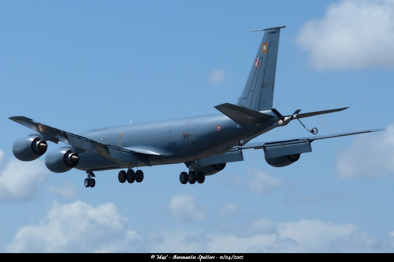 [NTE - 11/04/2012] KC-135R (497/93-CM) en Tour De Piste.... 1204131242441474949710701