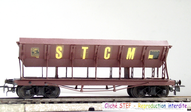 VB maquette trÃ©mie bogies STCM brun P1011322