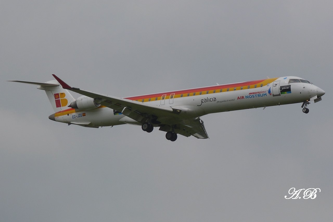 Spotting du 15.04.2012 : B738 EnterAir + CRJ9 Air Nostrum "Galicia"...etc... 1204171206511474949728997
