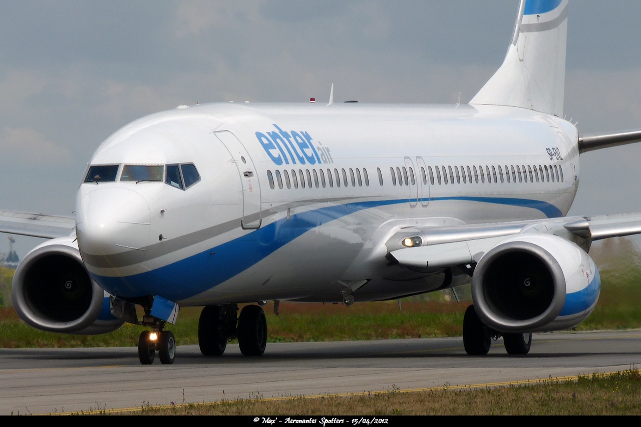 [15/04/2012] Boeing B737-800 (SP-ENZ) EnterAir 1204300442011474949786809
