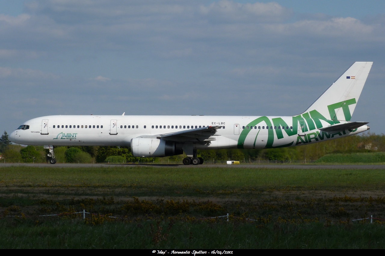 Spotting du 16/04/2012 : 757-200 Mint Airways + 737 Alba Star.ES - Page 2 1205011205221474949791139