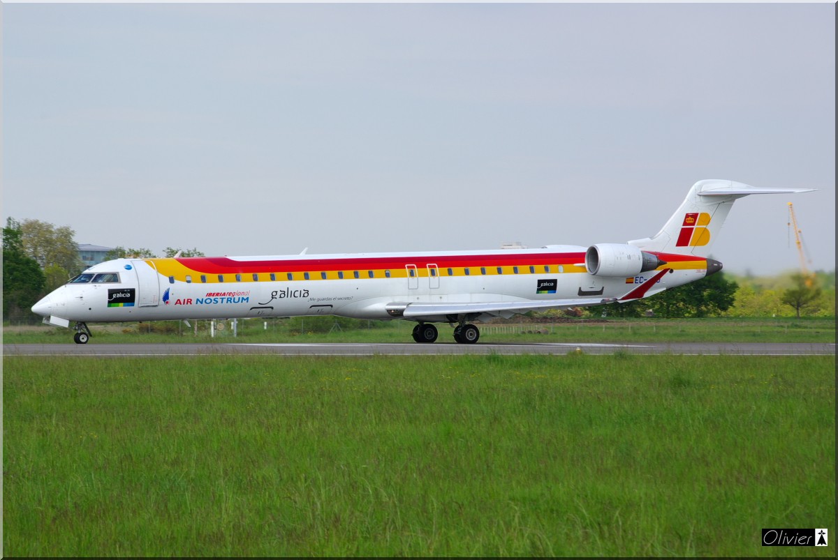 Bombardier CRJ-900 Air Nostrum EC-JZU le 03.05.12 120504102932265079804914