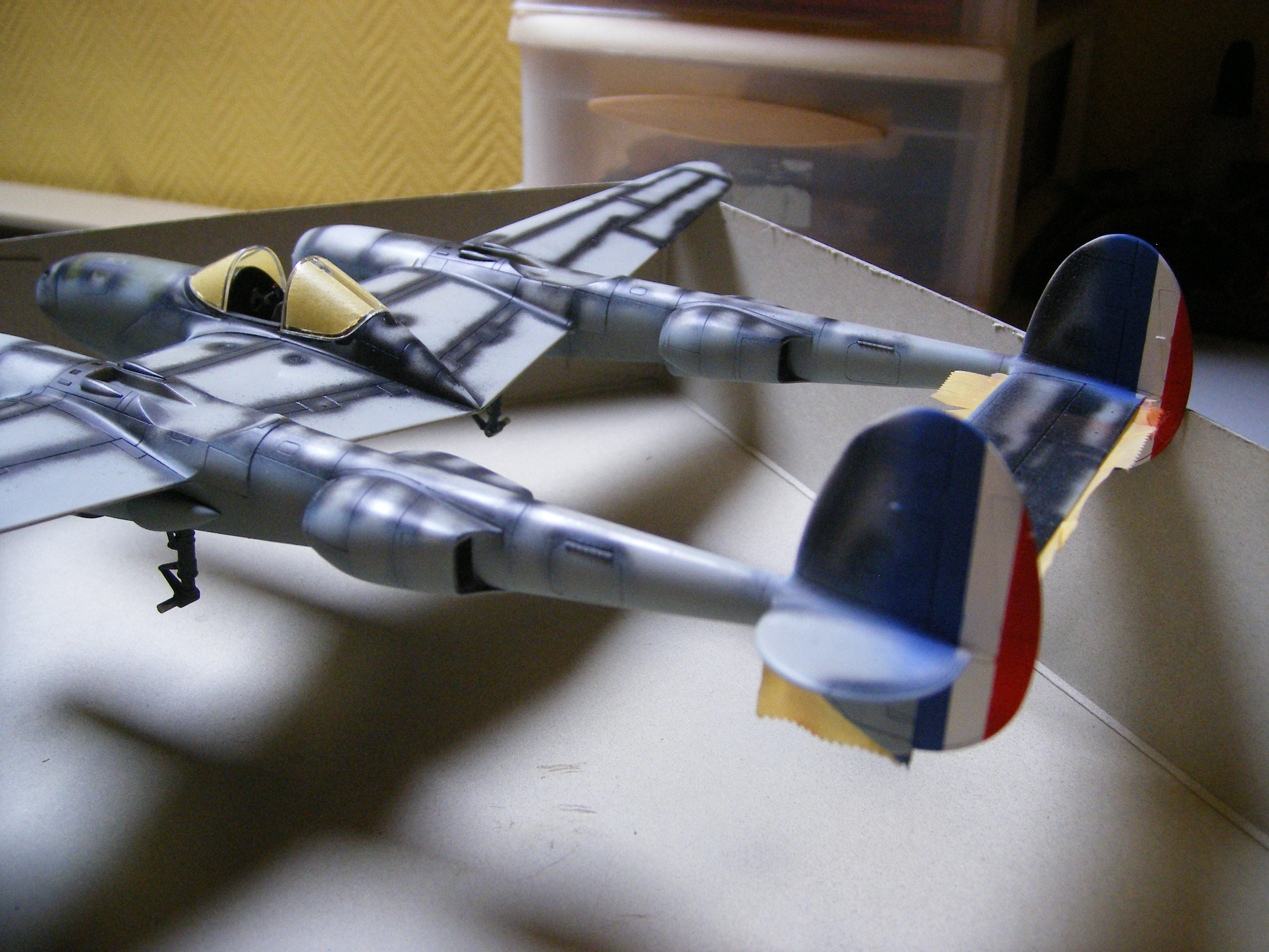 Lockheed P38 , "what if" France 1942 , Academy , 1/48° ..... 1205080940441443859825806