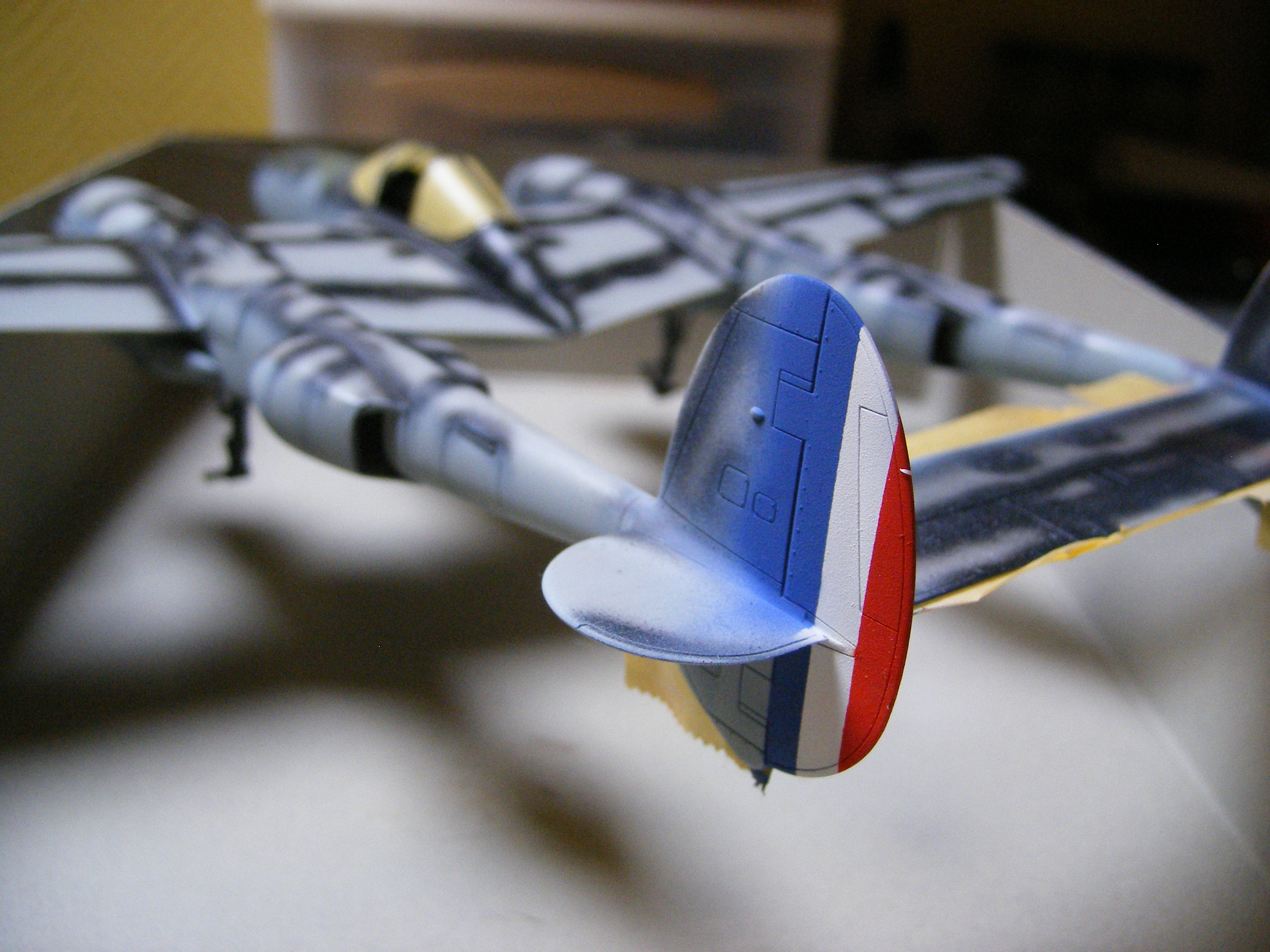 Lockheed P38 , "what if" France 1942 , Academy , 1/48° ..... 1205080941081443859825807