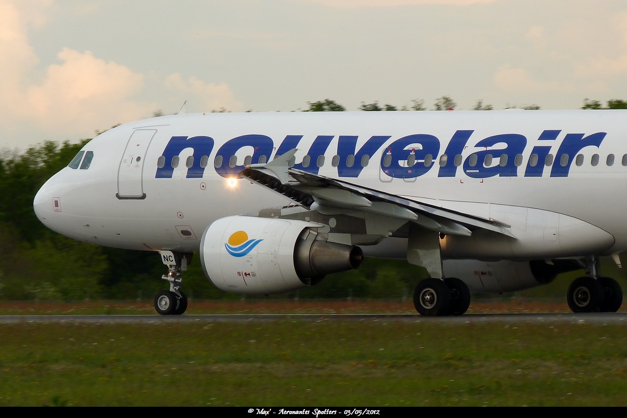 [03/05/2012] Airbus A320 (TS-INC) Nouvelair "news colors" 1205100212211474949831627