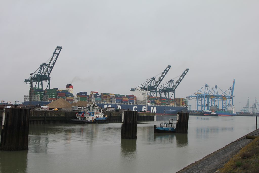 Visite à Zeebrugge, et à sa base navale 1205131213241394009845730