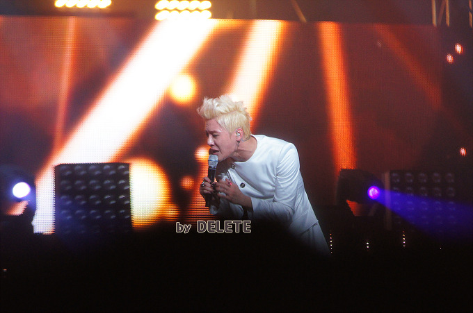 [PIC] 120519 Concert Xia JunSu du 19 mai à Séoul  1205190755071488799873388