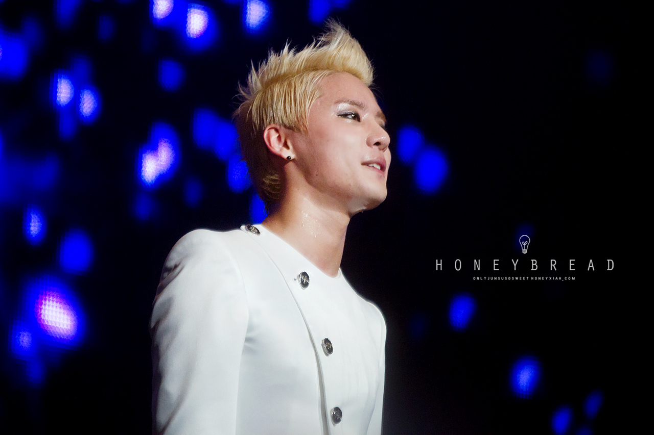 [PIC] 120519 Concert Xia JunSu du 19 mai à Séoul  1205190801541488799873434