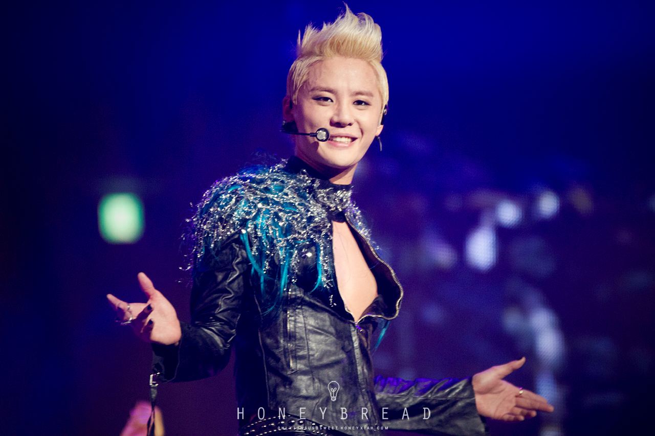 [PIC] 120519 Concert Xia JunSu du 19 mai à Séoul  1205190805381488799873446