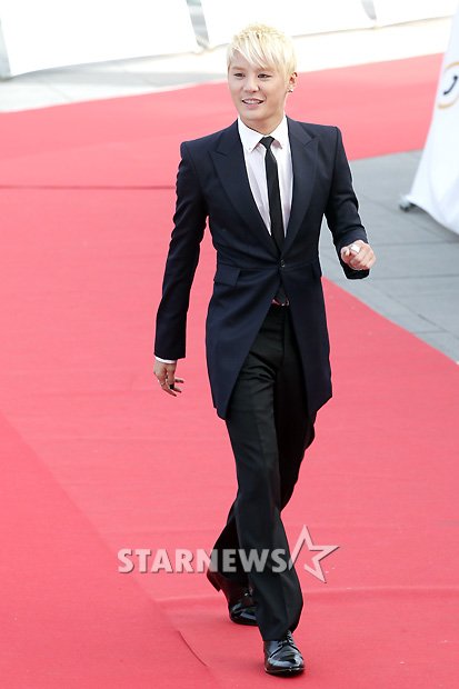 [PIC] 120604 Junsu ~ The Musical Awards 1206041151481488799940829