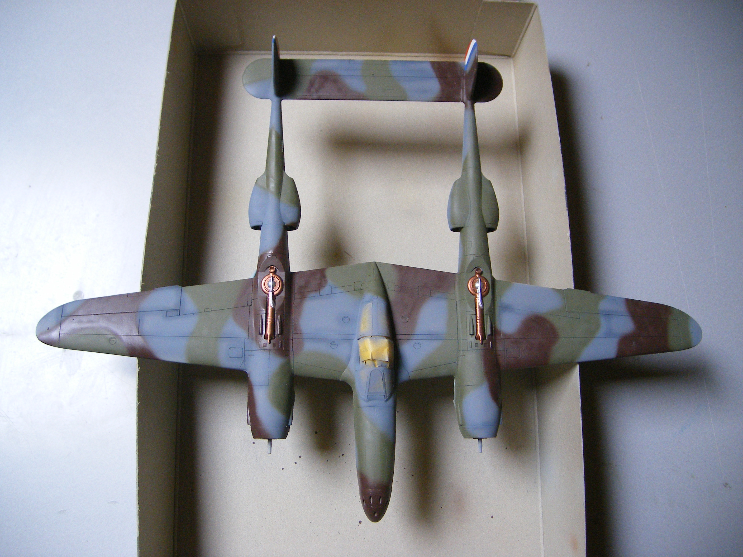 Lockheed P38 , "what if" France 1942 , Academy , 1/48° ..... 1206090931521443859962801