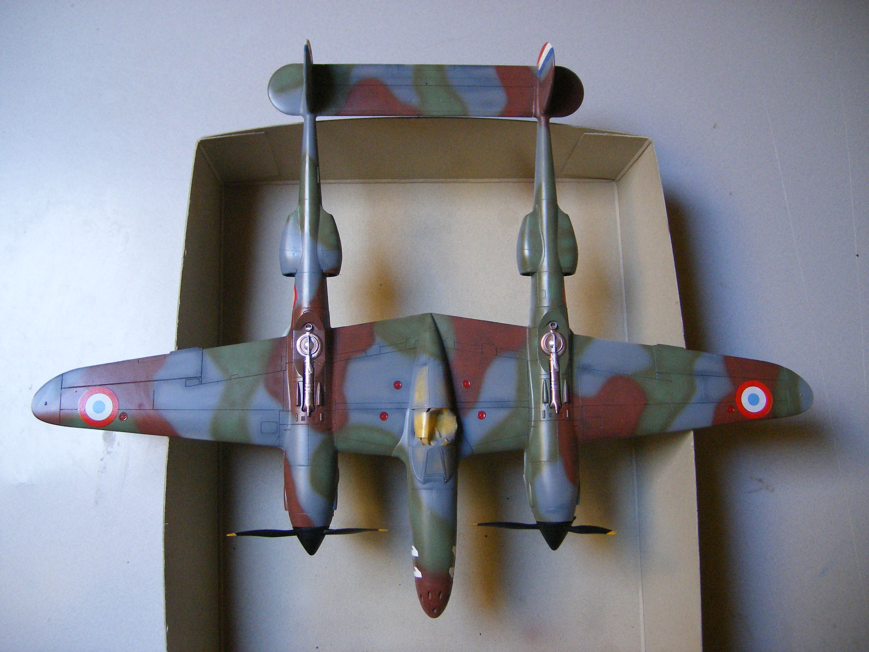 Lockheed P38 , "what if" France 1942 , Academy , 1/48° ..... 12062306075414438510018863