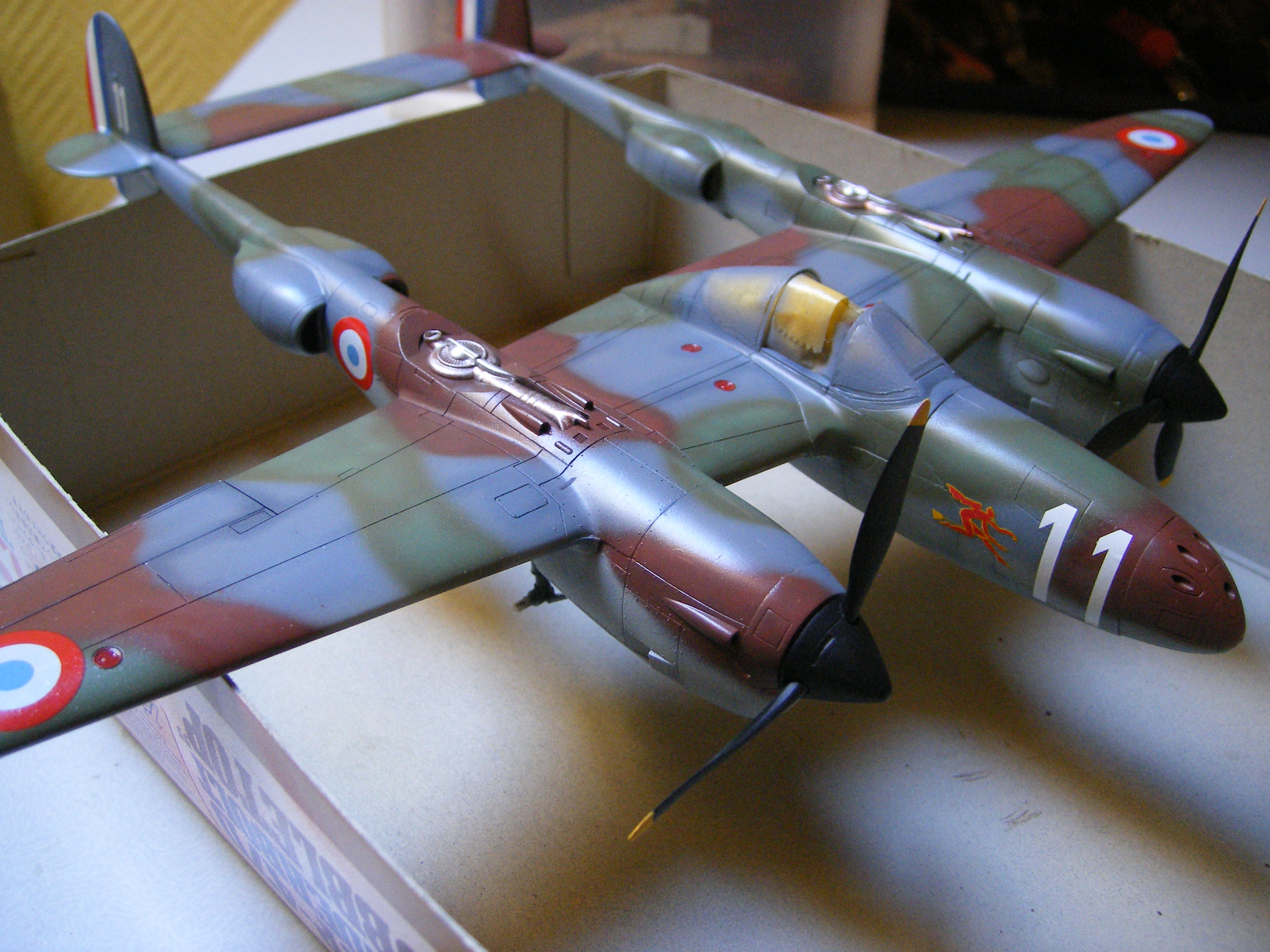 Lockheed P38 , "what if" France 1942 , Academy , 1/48° ..... 12062306084714438510018868