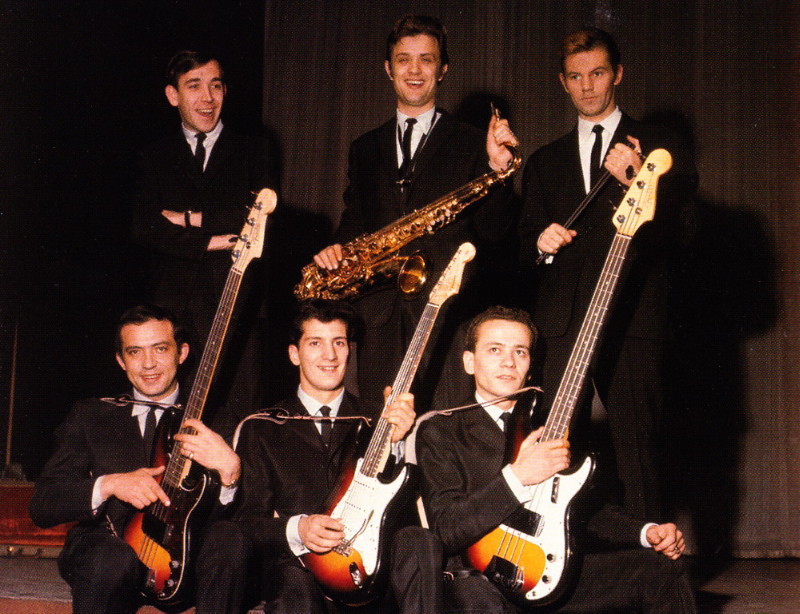 JOEY & THE SHOWMEN, le groupe des "ROCKS LES PLUS TERRIBLES" (1964) de JOHNNY HALLYDAY 12070809224914236110077347