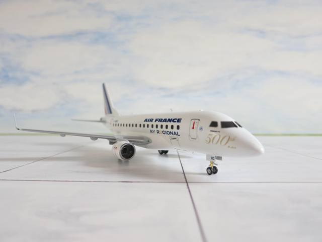 EMB 170 Air France N° 500 by Regional 1207120611369175510094574