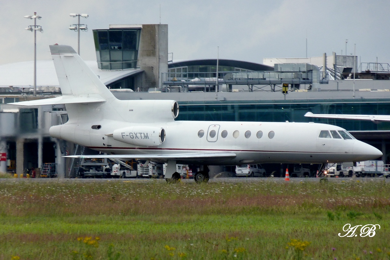 [07/07/2012] Dassault Falcon 50 (F-GXTM) DARTA Transports Aeriens SA 12072003082515267110123386