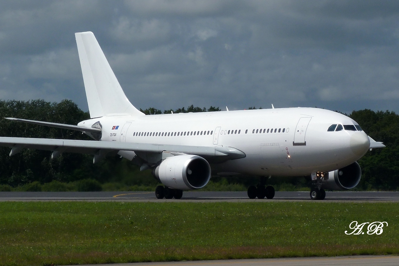 [14/07/2012] Airbus A310 (CS-TQV) White 12072011563315267110124374