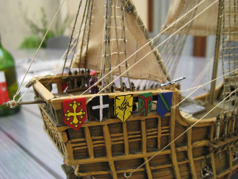 Historisches Segelschiff Lasergeschnittenes Holzdeck Für Heller HMS Victory 1:100 – Modellbau-Zubehör, Maßstabsgetreu HiSmodel Deckset Victory