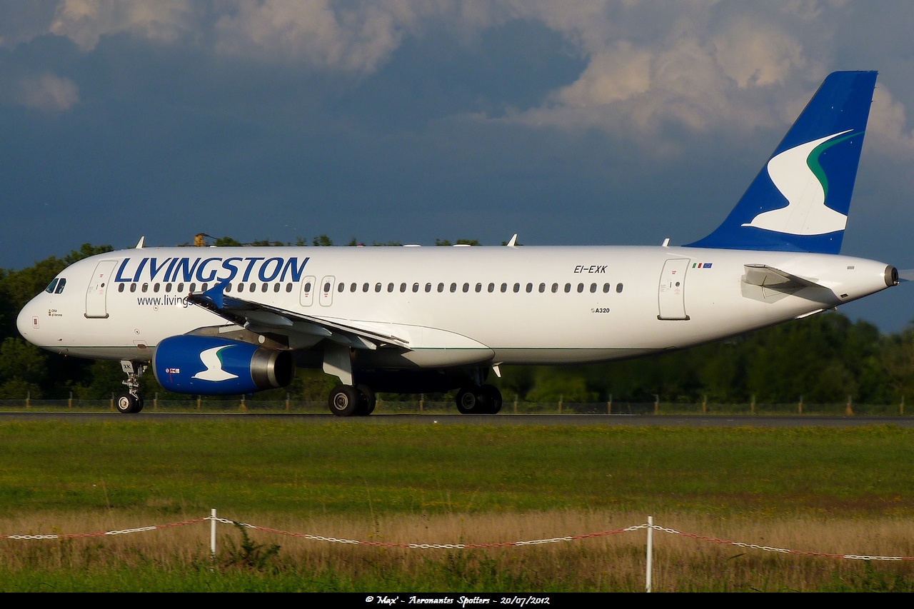 [20/07/2012] Airbus A320 (EI-EXK) Livingston 12073012023415267110156865