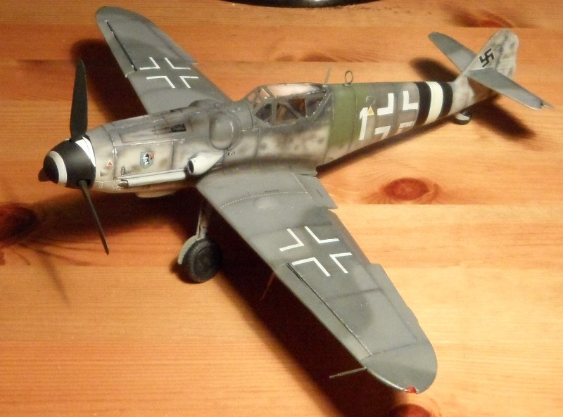 [21st Century Toys] 1/32 - Messerschmitt Bf 109 G-14   (bf109) - Page 7 12081512085014442410211162