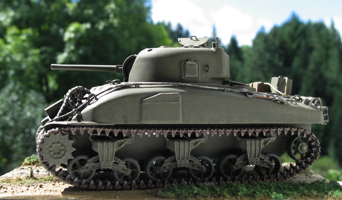 Sherman M4A1(75) Italeri 1/35 1208260147256670110247295