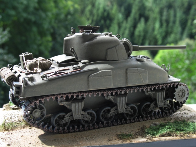 Sherman M4A1(75) Italeri 1/35 1208260148126670110247298