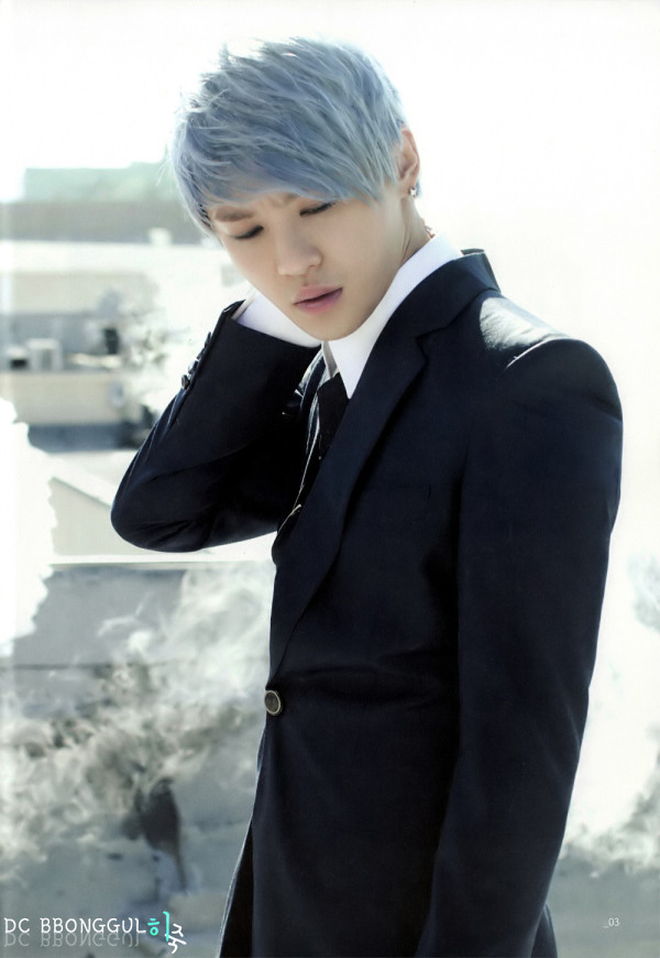 [PIC] 120828 Xia JunSu - Uncommitted Photobooklet 12082808401414887910256139