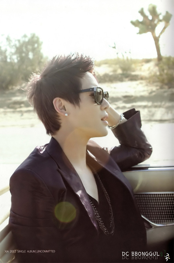 [PIC] 120828 Xia JunSu - Uncommitted Photobooklet 12082808405514887910256153