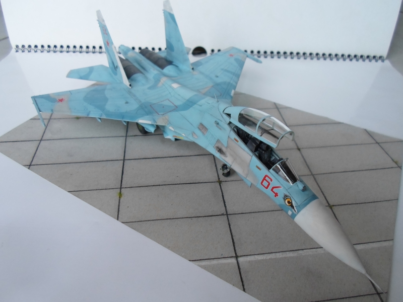 Su-27UB Flanker - Trumpeter - 1/72 1209070349025852910292669