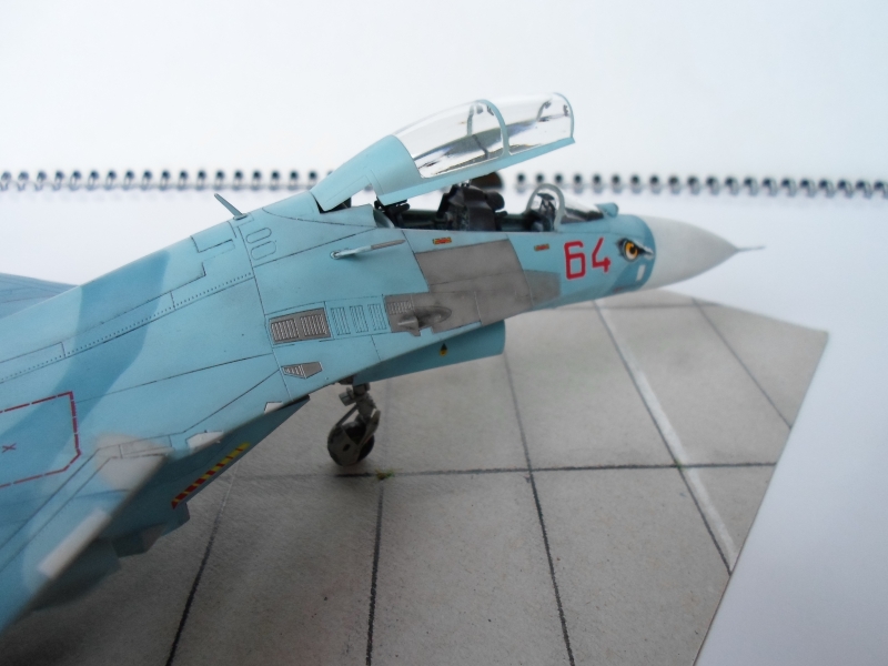Su-27UB Flanker - Trumpeter - 1/72 1209070349275852910292671