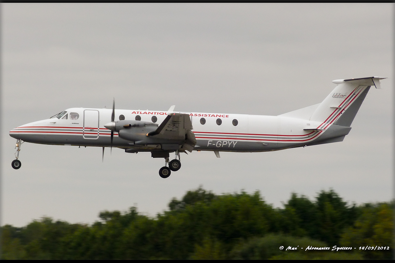 [14/09/2012] ATR-72 (OM-VRD) Danube Wings 12091510562115267110323544