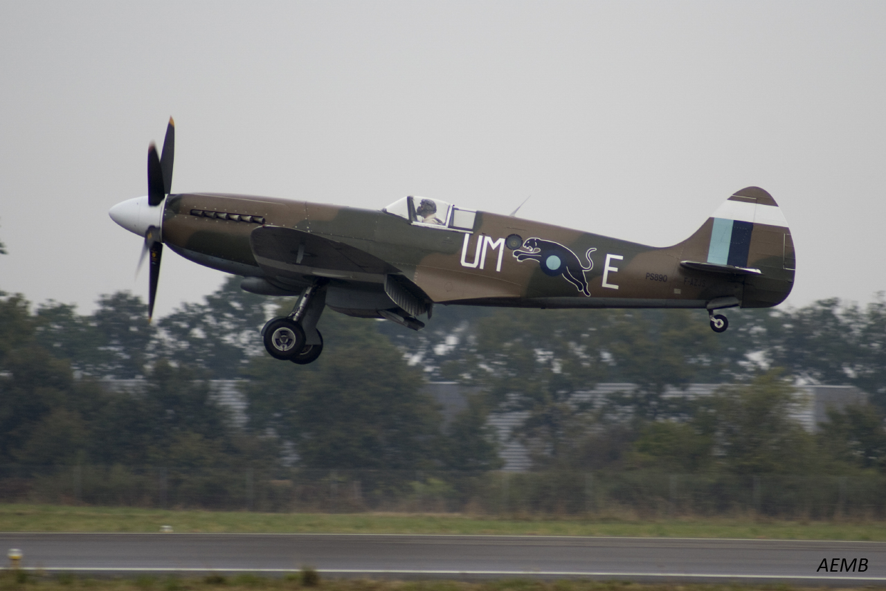 Rennes Airshow 2012 - Page 27 12092711595413453710370123