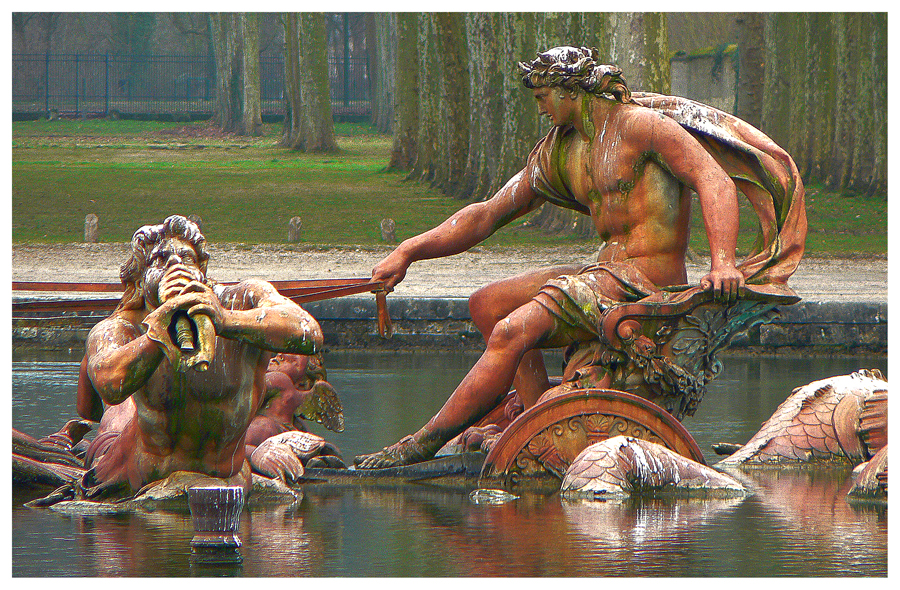 le bassin d'Apollon a Versailles 1209290939517495710373573